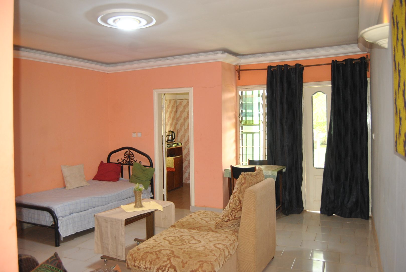 Studio Rose (35 000 FCFA/Nuit) – Kribi